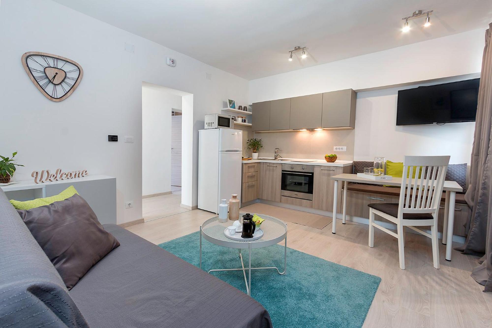 Sunsplash Apartments プーラ エクステリア 写真
